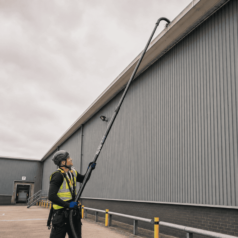 COMMERCIAL GUTTER CLEANING - HEIGHTSAFE IMAGE 2